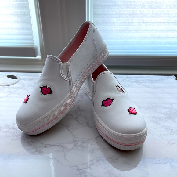 kate spade Shoes - Keds by Kate Spade NWOB Triple Kick Leather Slides with Lips size 7.5 w/5.5 kids